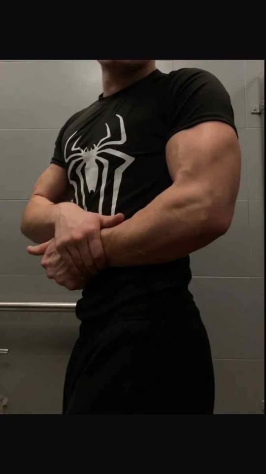 🔥 Remera Térmica de Spiderman – ¡Exclusiva, Talle M! 🔥🕷️🕸️